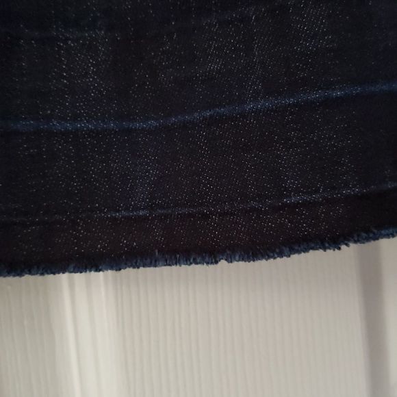 VINCE CAMUTO Denim Shift Dress - Picture 7 of 7